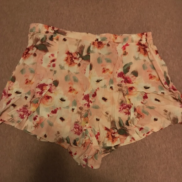 Shorts - Picture 1 of 1